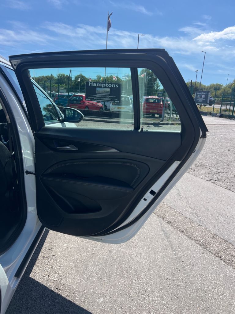 2018 68 VAUXHALL INSIGNIA