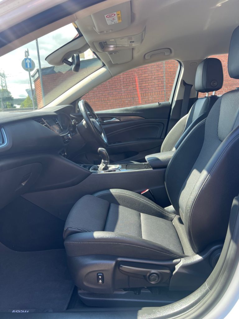 2018 68 VAUXHALL INSIGNIA