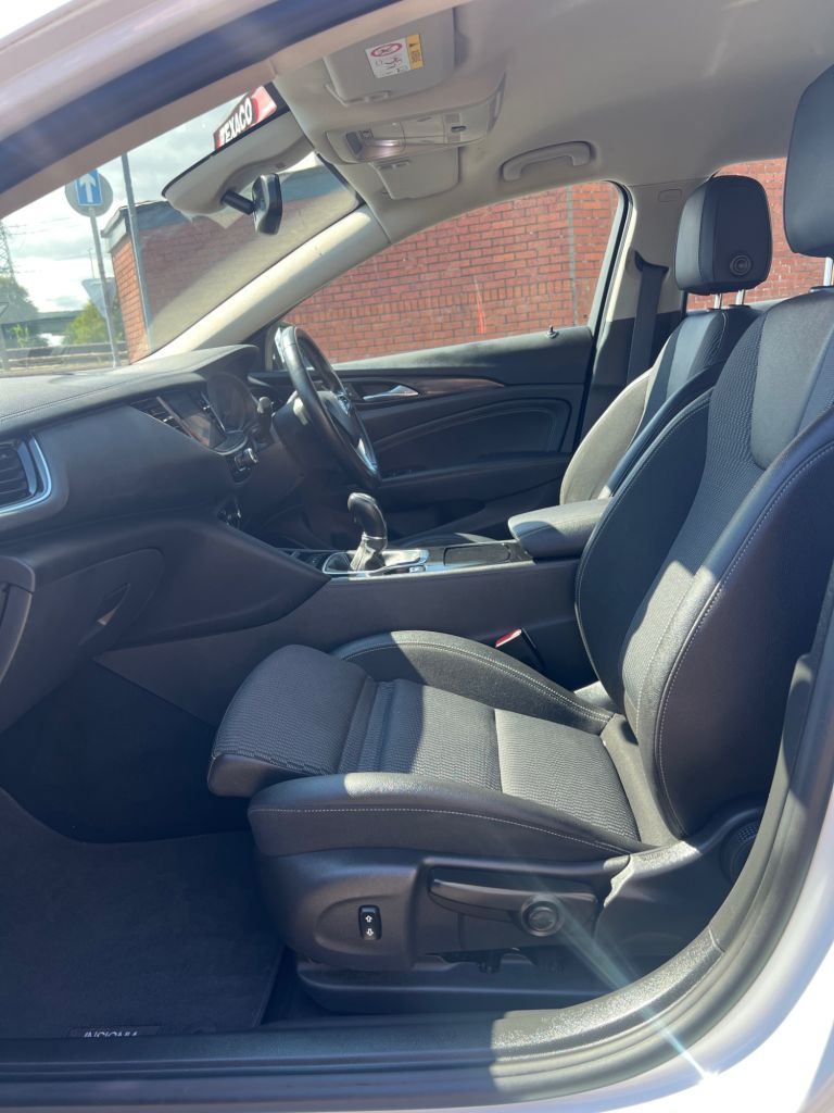 2018 68 VAUXHALL INSIGNIA