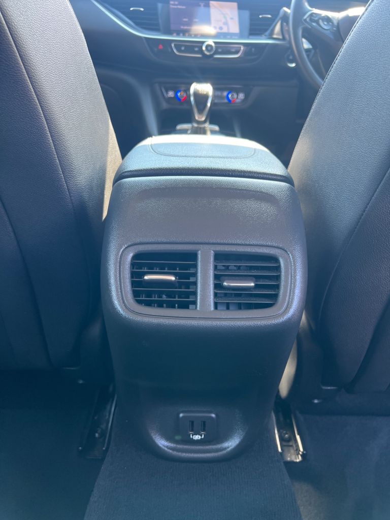 2018 68 VAUXHALL INSIGNIA
