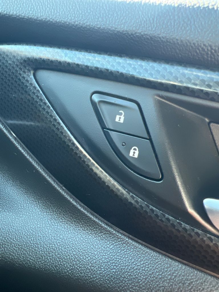 2018 68 VAUXHALL INSIGNIA