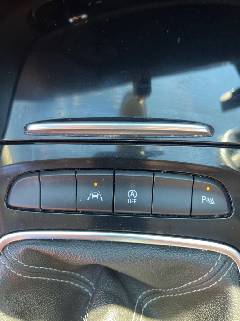 2018 68 VAUXHALL INSIGNIA