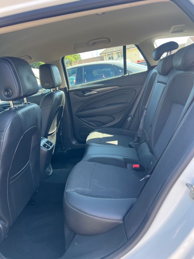 2018 68 VAUXHALL INSIGNIA
