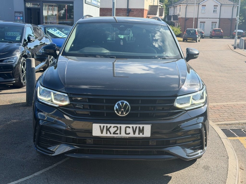 2021 Volkswagen Tiguan — image 2