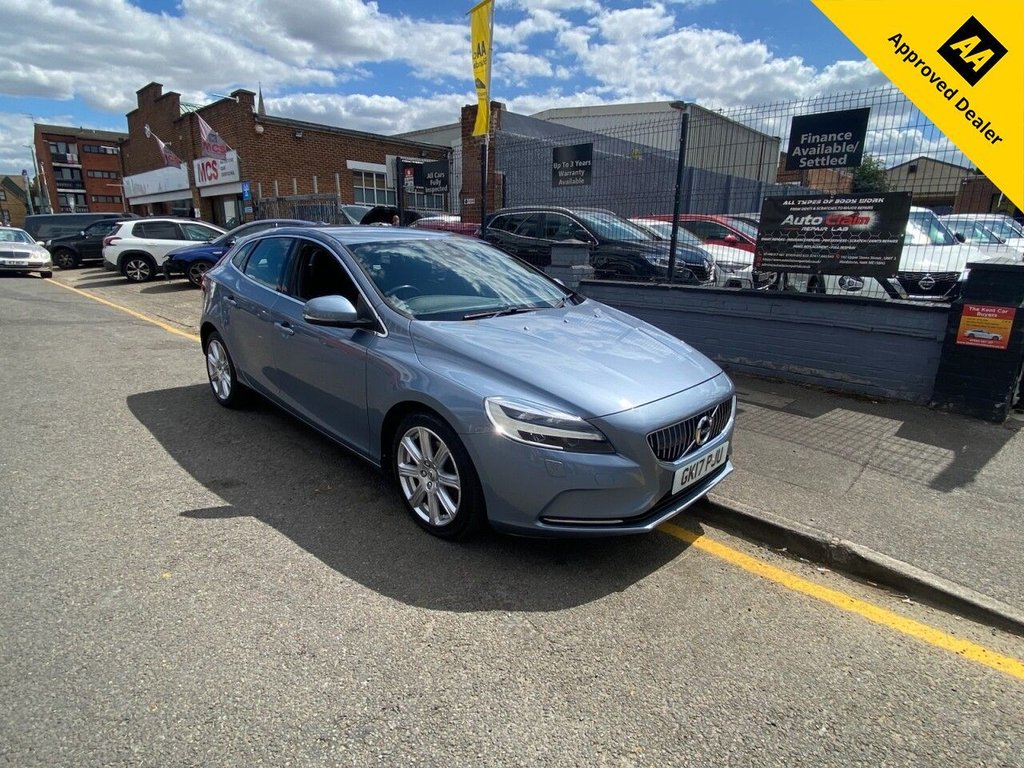 Volvo V40