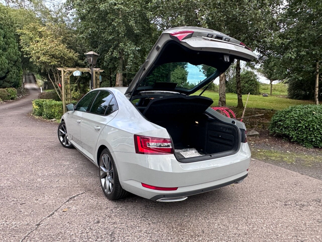 2019 SKODA SUPERB 2.0 TDI SportLine Hatchback 5dr Diesel DSG Euro 6 (s/s) (150 ps) - vehicle photo 23 for sale on PureCar