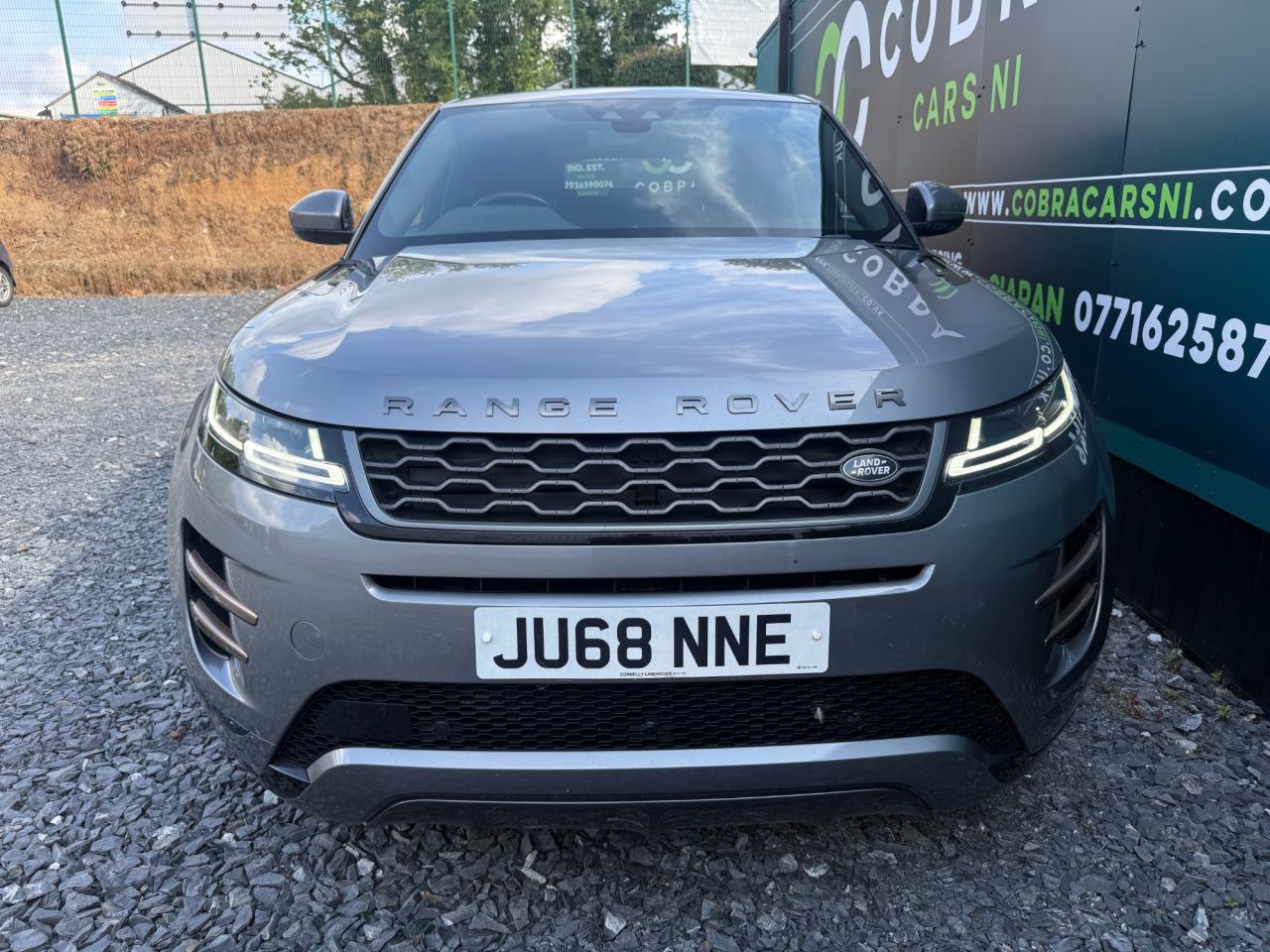 2020 LAND ROVER RANGE ROVER EVOQUE 2.0 D180 R-Dynamic HSE SUV 5dr Diesel Auto 4WD Euro 6 (s/s) (180 ps) - vehicle photo 2 for sale on PureCar