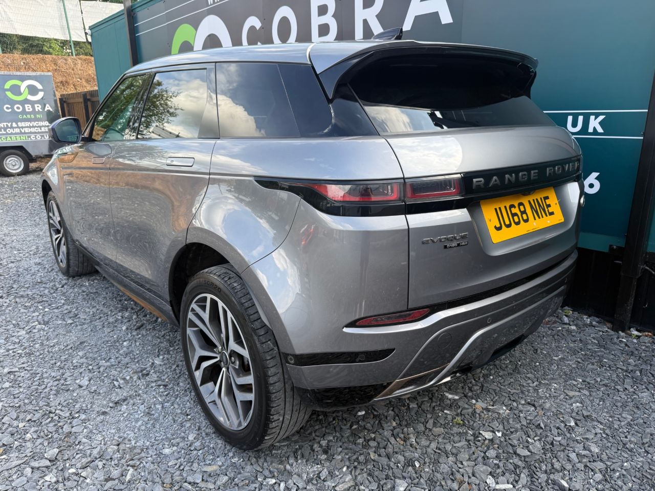 2020 LAND ROVER RANGE ROVER EVOQUE 2.0 D180 R-Dynamic HSE SUV 5dr Diesel Auto 4WD Euro 6 (s/s) (180 ps) - vehicle photo 10 for sale on PureCar