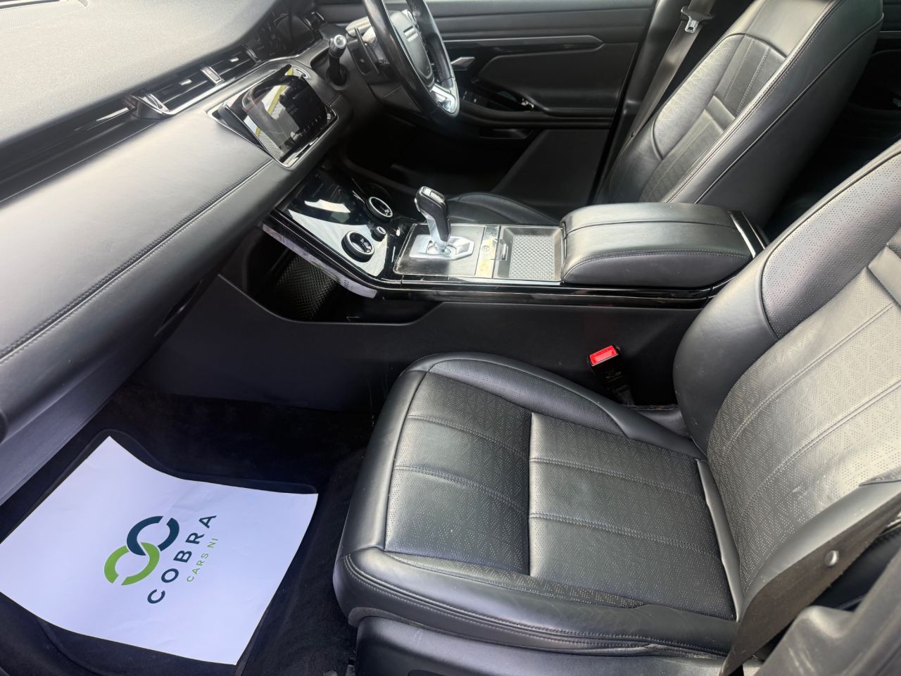 2020 LAND ROVER RANGE ROVER EVOQUE 2.0 D180 R-Dynamic HSE SUV 5dr Diesel Auto 4WD Euro 6 (s/s) (180 ps) - vehicle photo 22 for sale on PureCar