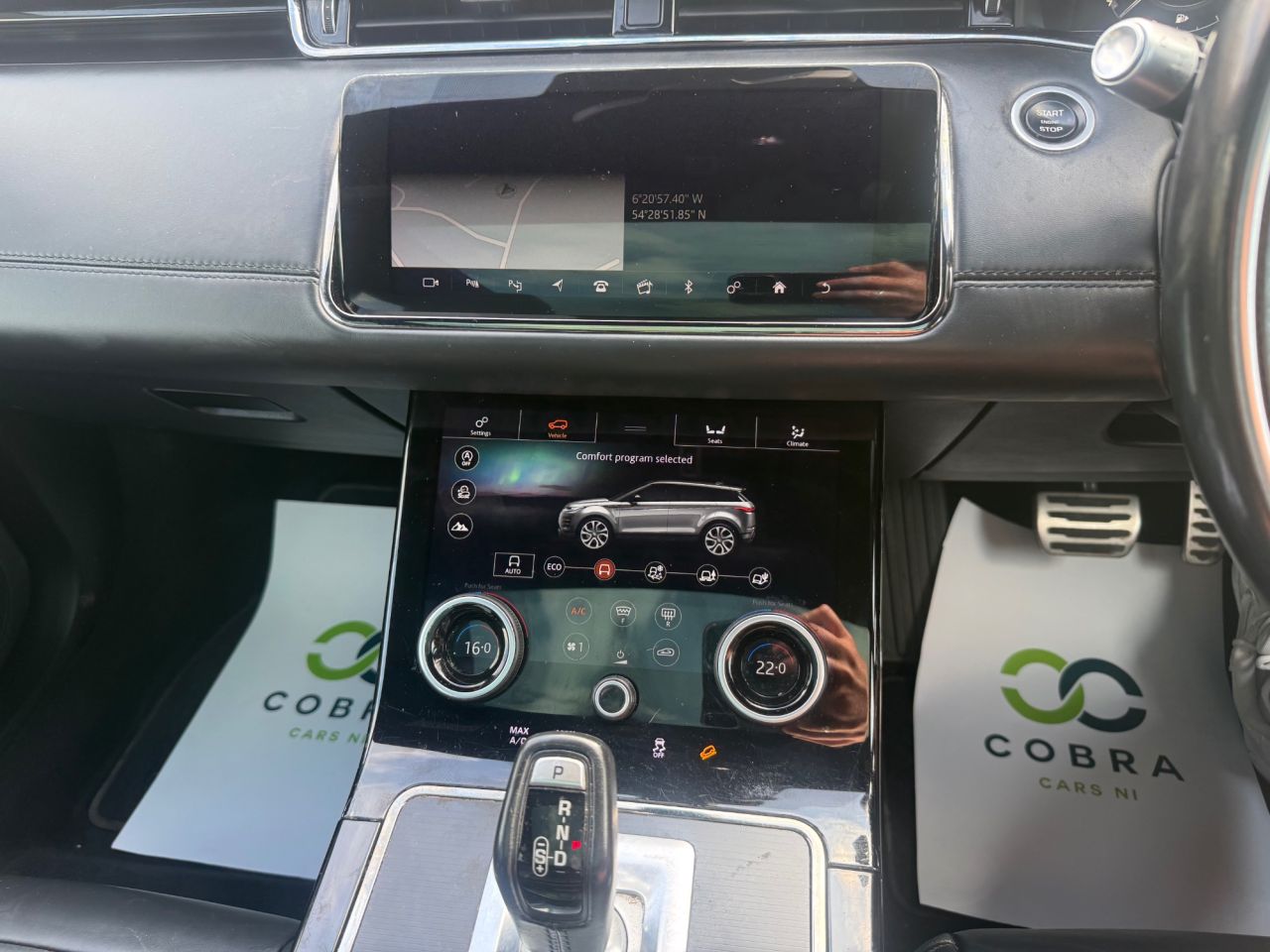 2020 LAND ROVER RANGE ROVER EVOQUE 2.0 D180 R-Dynamic HSE SUV 5dr Diesel Auto 4WD Euro 6 (s/s) (180 ps) - vehicle photo 27 for sale on PureCar