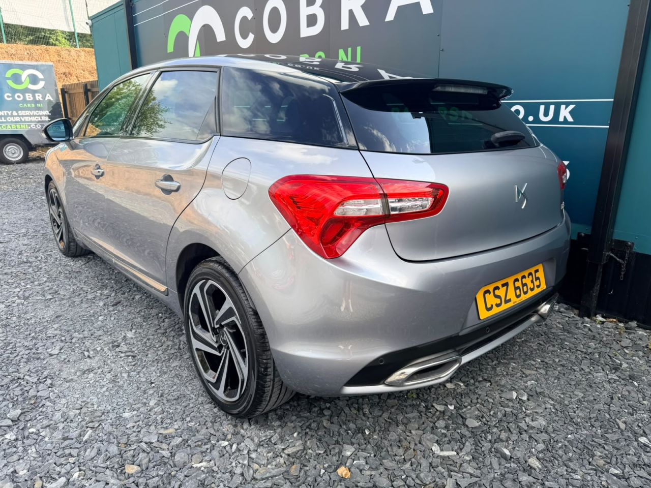 2019 DS AUTOMOBILES DS 5 1.6 BlueHDi Elegance Hatchback 5dr Diesel Manual Euro 6 (s/s) (120 ps) - vehicle photo 3 for sale on PureCar