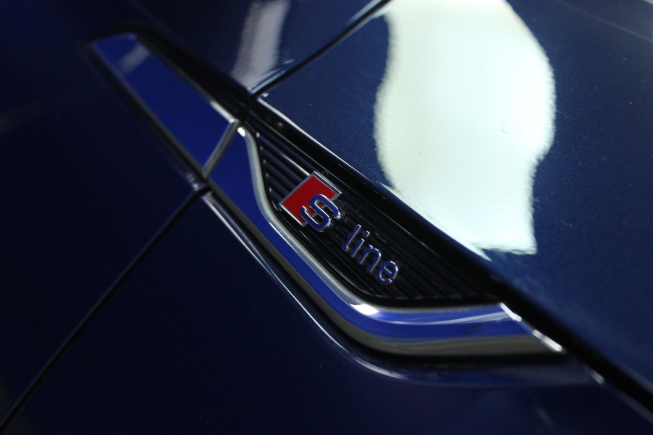 2018 18 AUDI A5