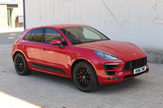 2016 Porsche MACAN