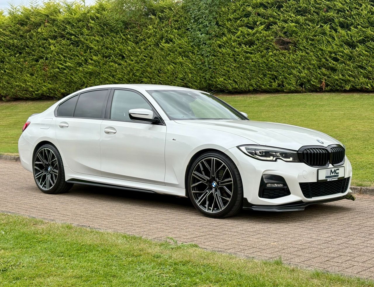 2020 BMW 3 SERIES 2.0 320d MHT M Sport Saloon 4dr Diesel Hybrid Auto Euro 6 (s/s) (190 ps) - vehicle photo 5 for sale on PureCar