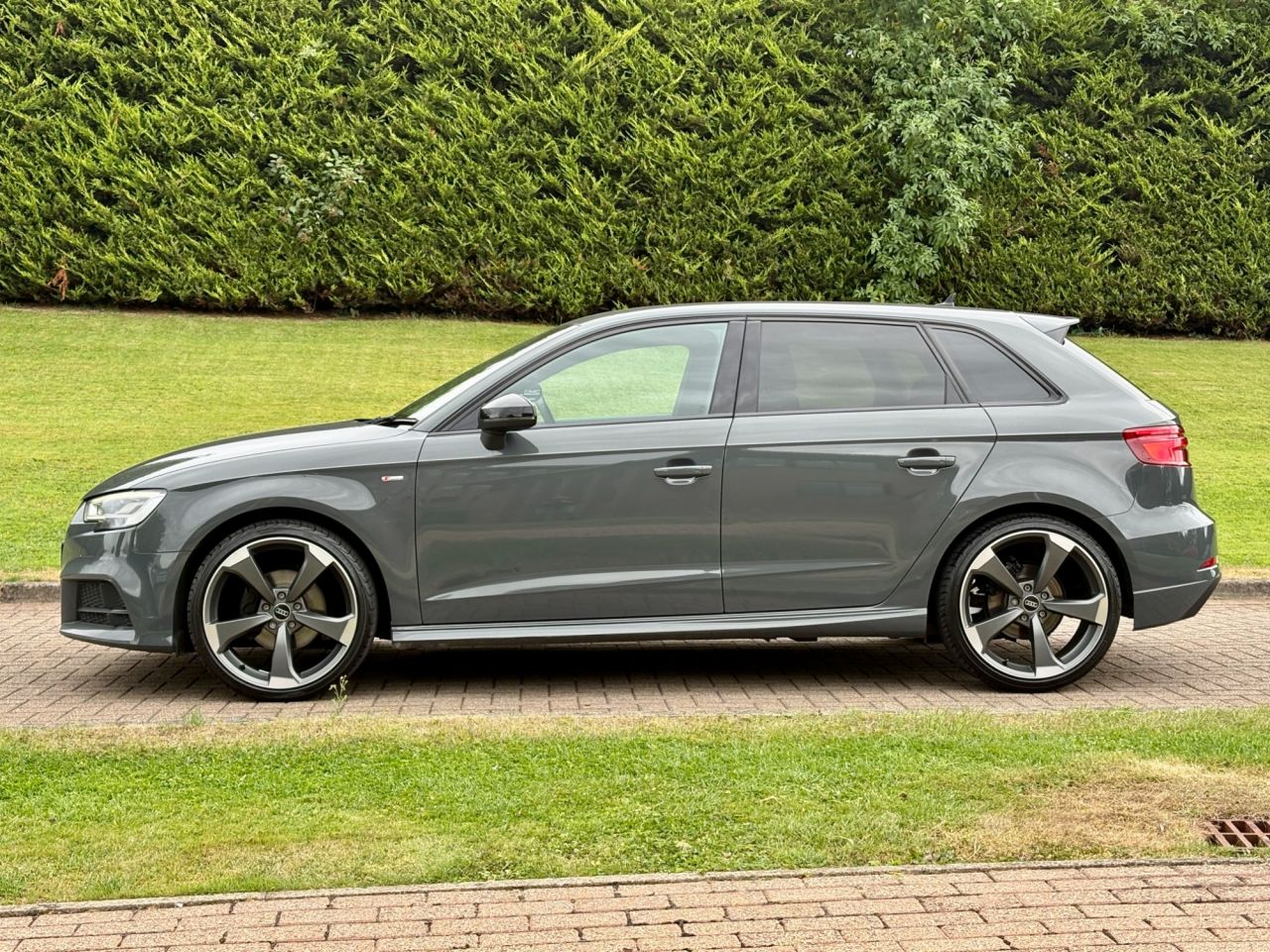 2019 AUDI A3 1.0 TFSI 30 Black Edition Sportback 5dr Petrol Manual Euro 6 (s/s) (116 ps) - vehicle photo 8 for sale on PureCar