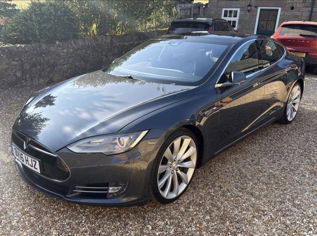 Tesla Model S