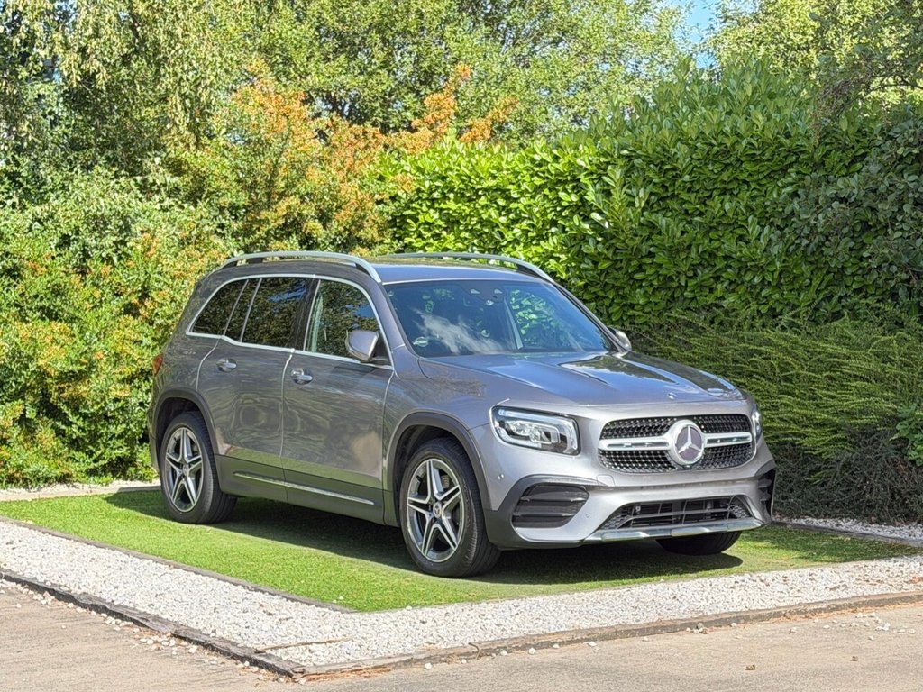 Mercedes-Benz Glb