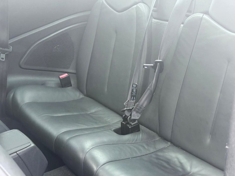2012 Peugeot RCZ in black — photo 9 of 12