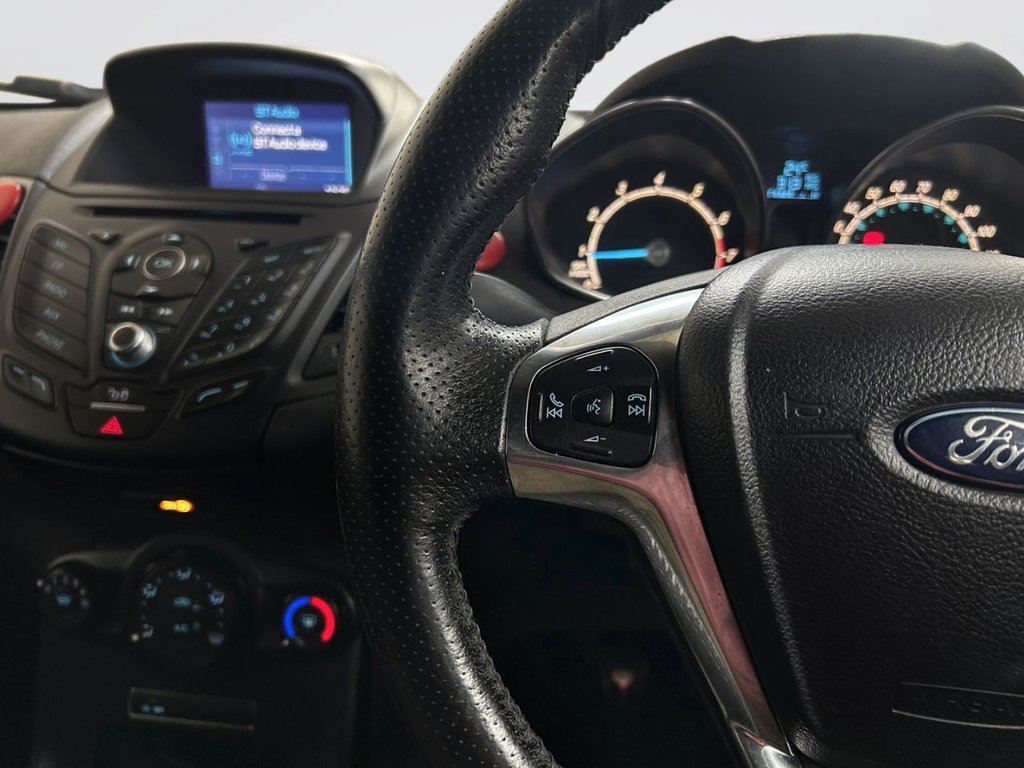 2016 Ford Fiesta — image 15