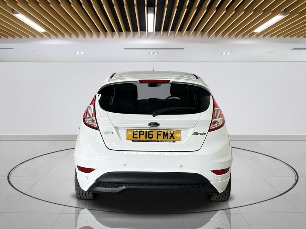 2016 Ford Fiesta — image 7