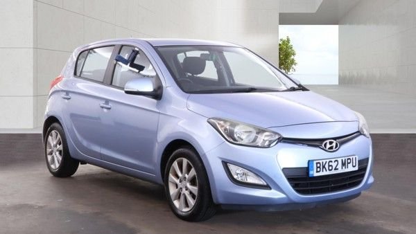 Blue 2012 Hyundai i20 Hatchback Front-wheel drive Automatic