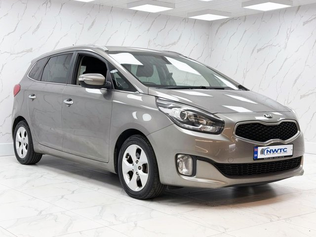 2016 Kia Carens