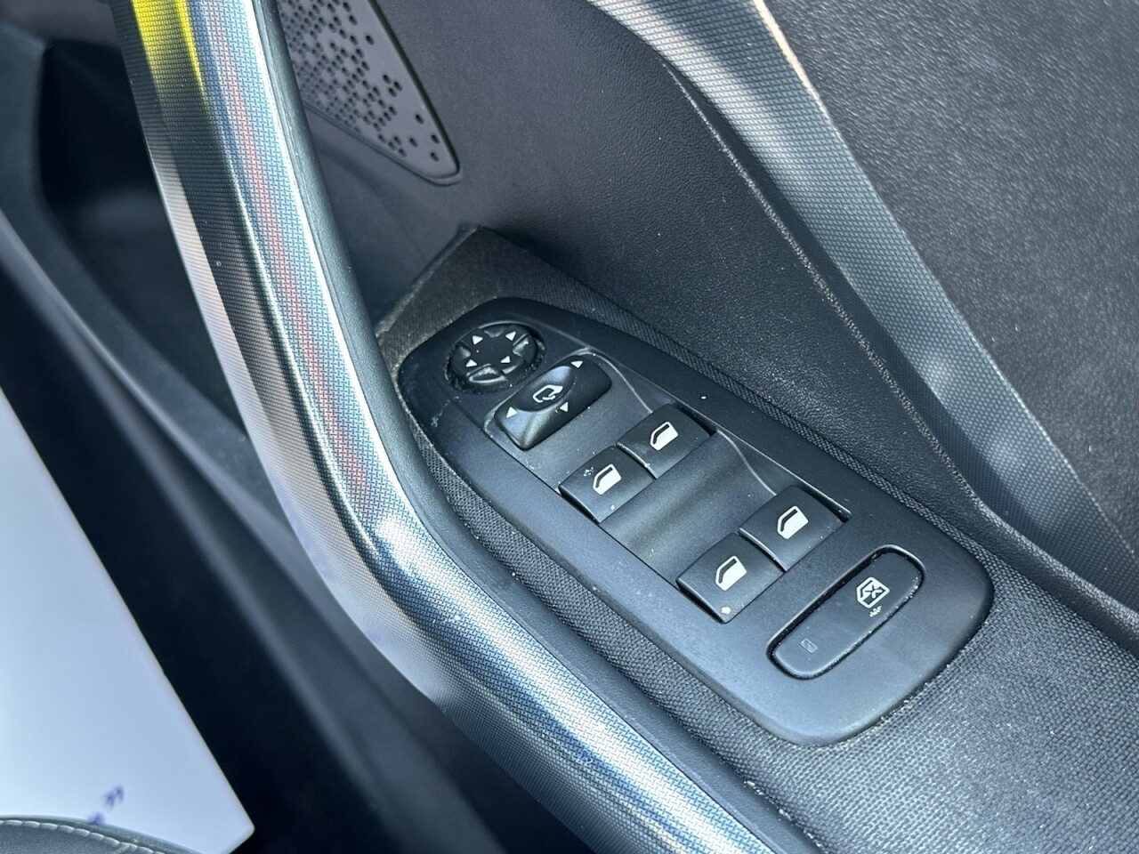 2019 68 PEUGEOT 2008