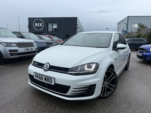 2016 Volkswagen GOLF