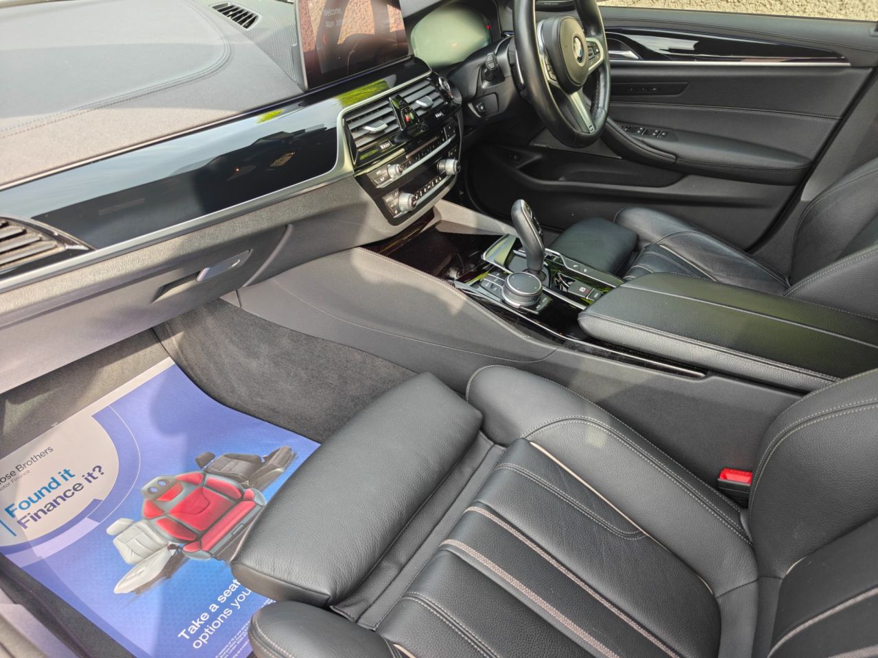 2019 BMW 5 SERIES 3.0 530d M Sport Saloon 4dr Diesel Auto xDrive Euro 6 (s/s) (265 ps) - vehicle photo 9 for sale on PureCar