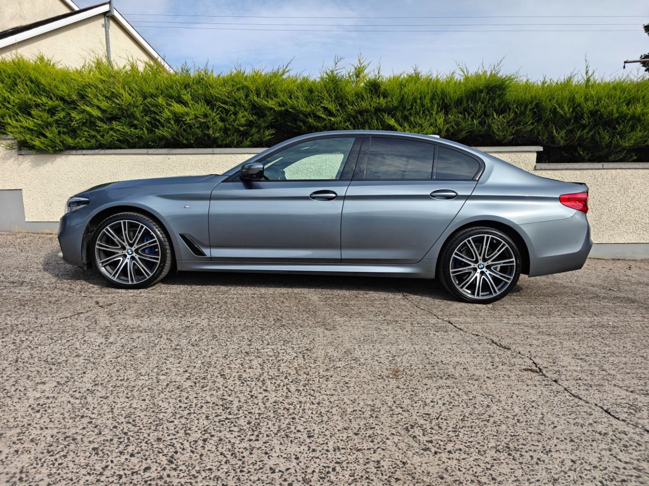 2019 BMW 5 SERIES 3.0 530d M Sport Saloon 4dr Diesel Auto xDrive Euro 6 (s/s) (265 ps) - vehicle photo 4 for sale on PureCar