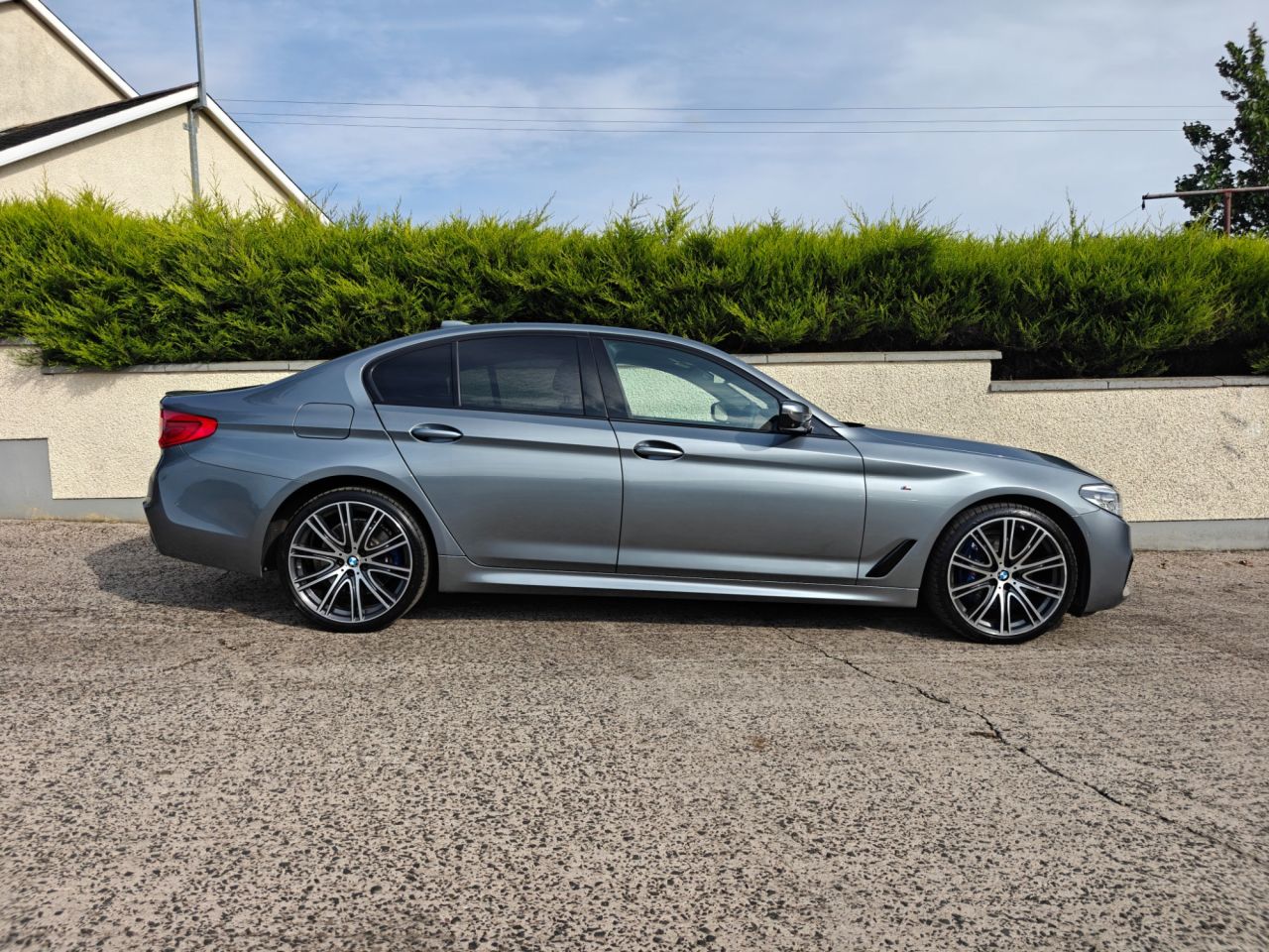 2019 BMW 5 SERIES 3.0 530d M Sport Saloon 4dr Diesel Auto xDrive Euro 6 (s/s) (265 ps) - vehicle photo 8 for sale on PureCar