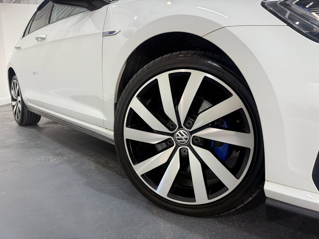 2018 Volkswagen Golf — image 5