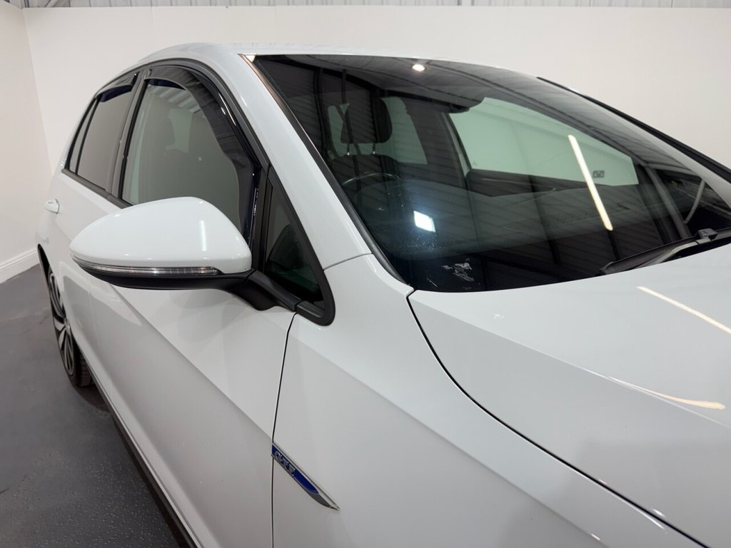 2018 Volkswagen Golf — image 6