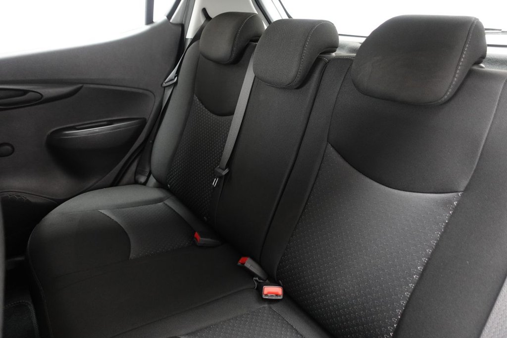 2018 Vauxhall Viva — image 11