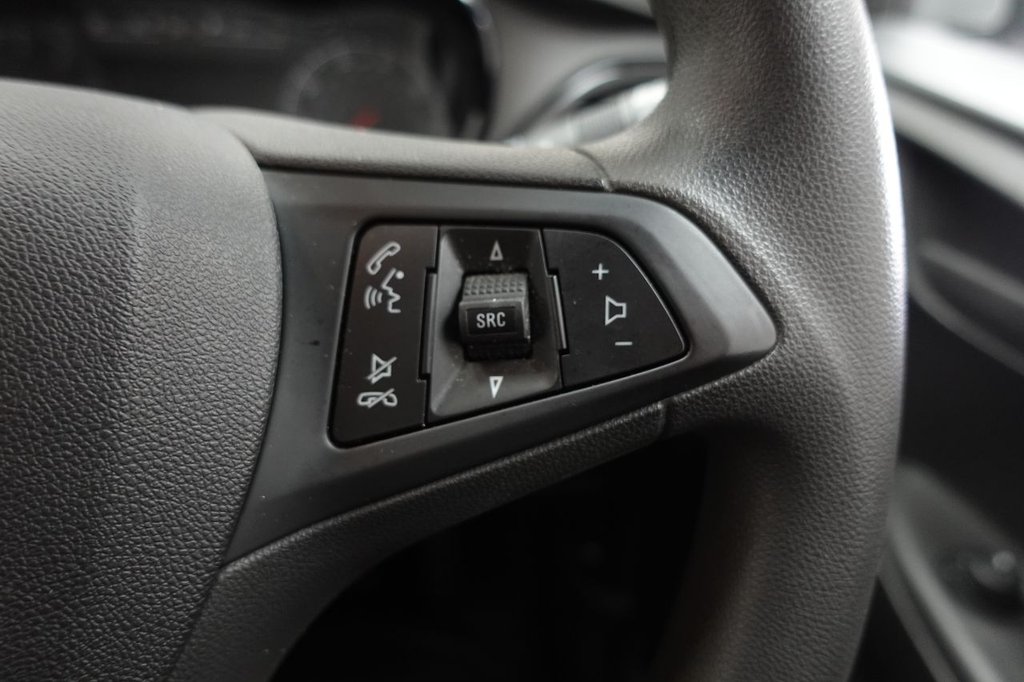 2018 Vauxhall Viva — image 16