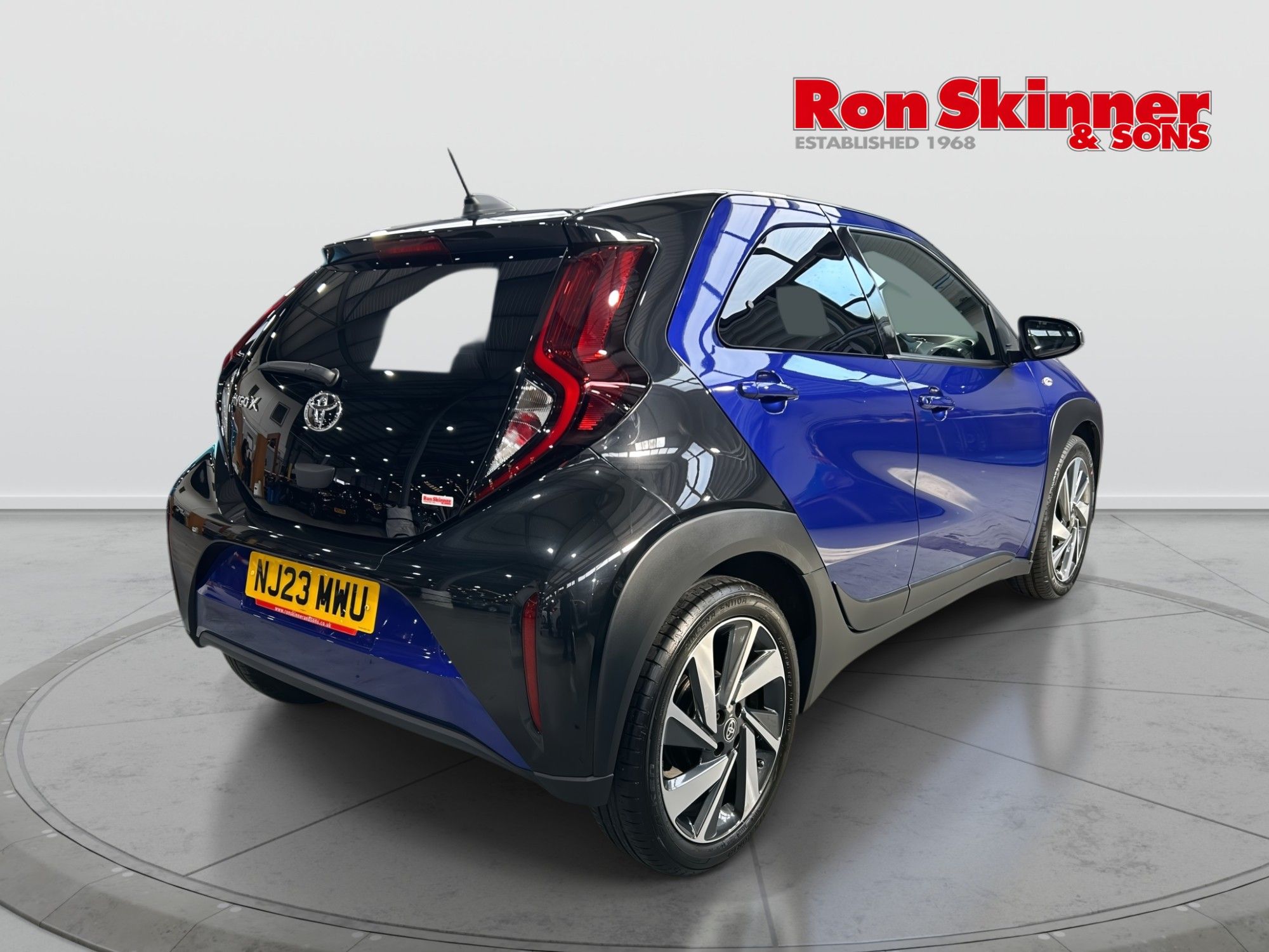 2023 Toyota Aygo X — image 3