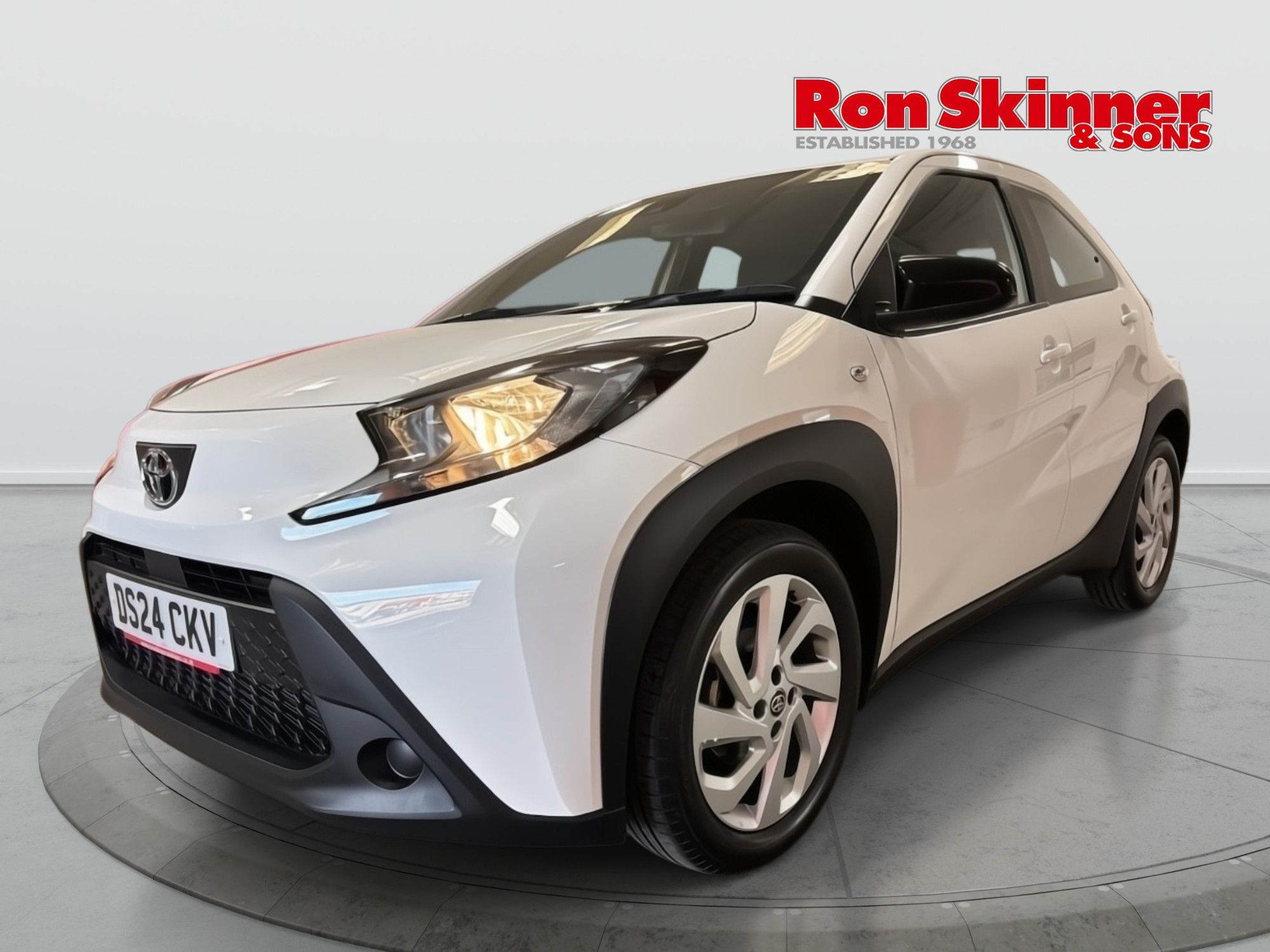 2024 Toyota Aygo X — image 2
