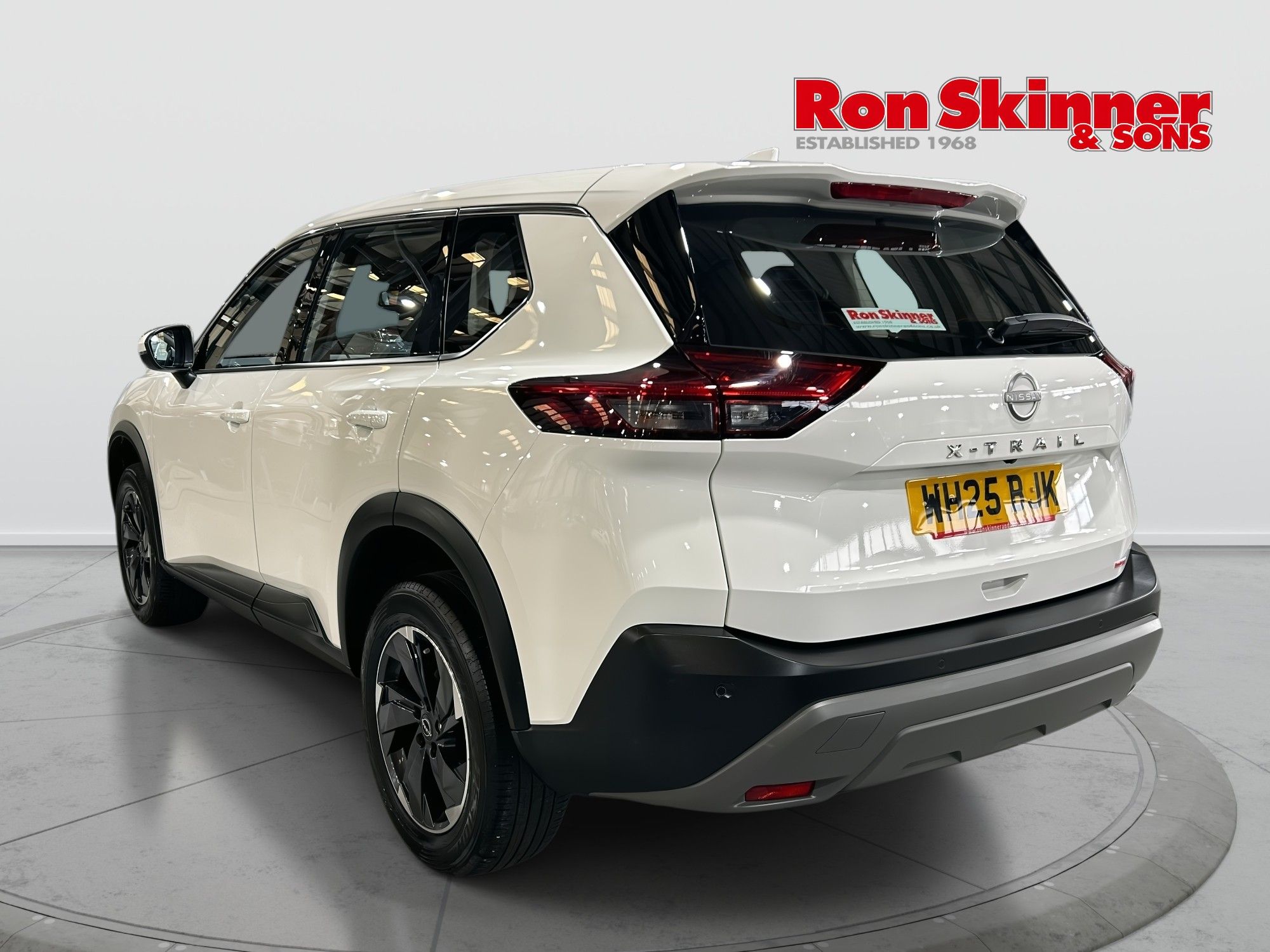 2025 Nissan X-Trail — image 3