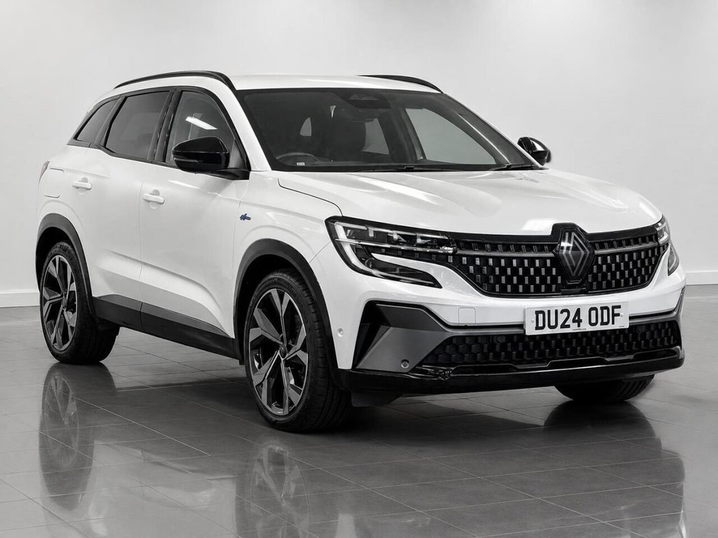 White 2024 Renault Austral Estate Front-wheel drive Automatic