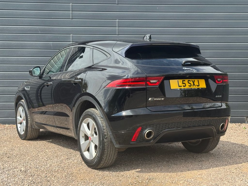 2019 Jaguar E-PACE — image 3