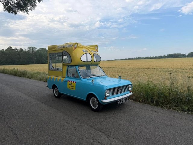 1971 Bedford HA
