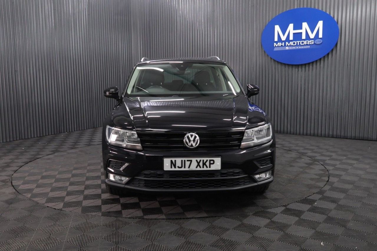 2017 VOLKSWAGEN TIGUAN 2.0 TDI BlueMotion Tech SE SUV 5dr Diesel Manual Euro 6 (s/s) (150 ps) SPAC - vehicle photo 2 for sale on PureCar