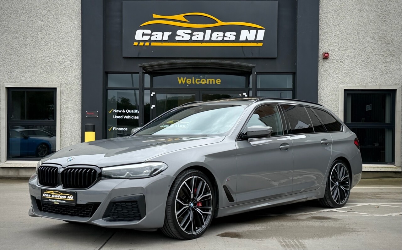 2022 BMW 5 SERIES 2.0 520d MHT M Sport Touring 5dr Diesel Hybrid Steptronic Euro 6 (s/s) (190 - vehicle photo 2 for sale on PureCar