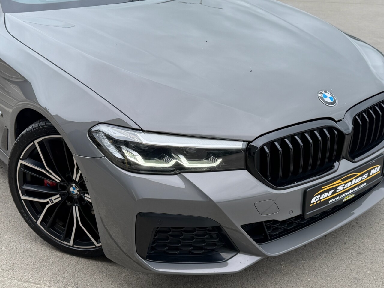 2022 BMW 5 SERIES 2.0 520d MHT M Sport Touring 5dr Diesel Hybrid Steptronic Euro 6 (s/s) (190 - vehicle photo 6 for sale on PureCar