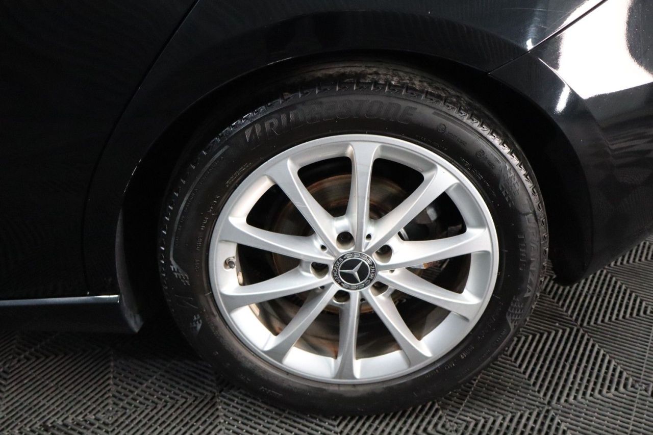 2019 MERCEDES A CLASS 1.5 A180d Sport Hatchback 5dr Diesel 7G-DCT Euro 6 (s/s) (116 ps) LONG MOT - vehicle photo 13 for sale on PureCar