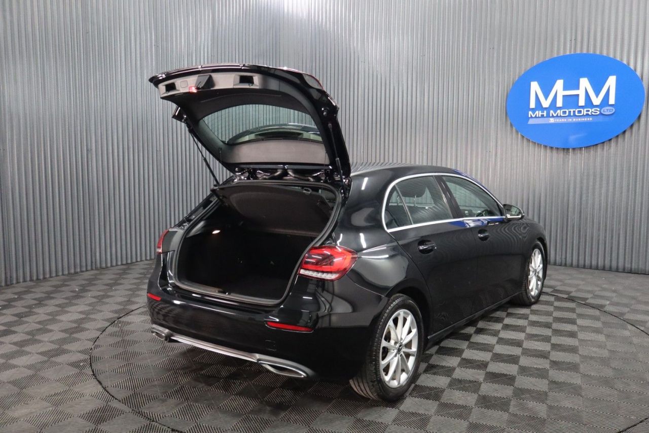 2019 MERCEDES A CLASS 1.5 A180d Sport Hatchback 5dr Diesel 7G-DCT Euro 6 (s/s) (116 ps) LONG MOT - vehicle photo 24 for sale on PureCar