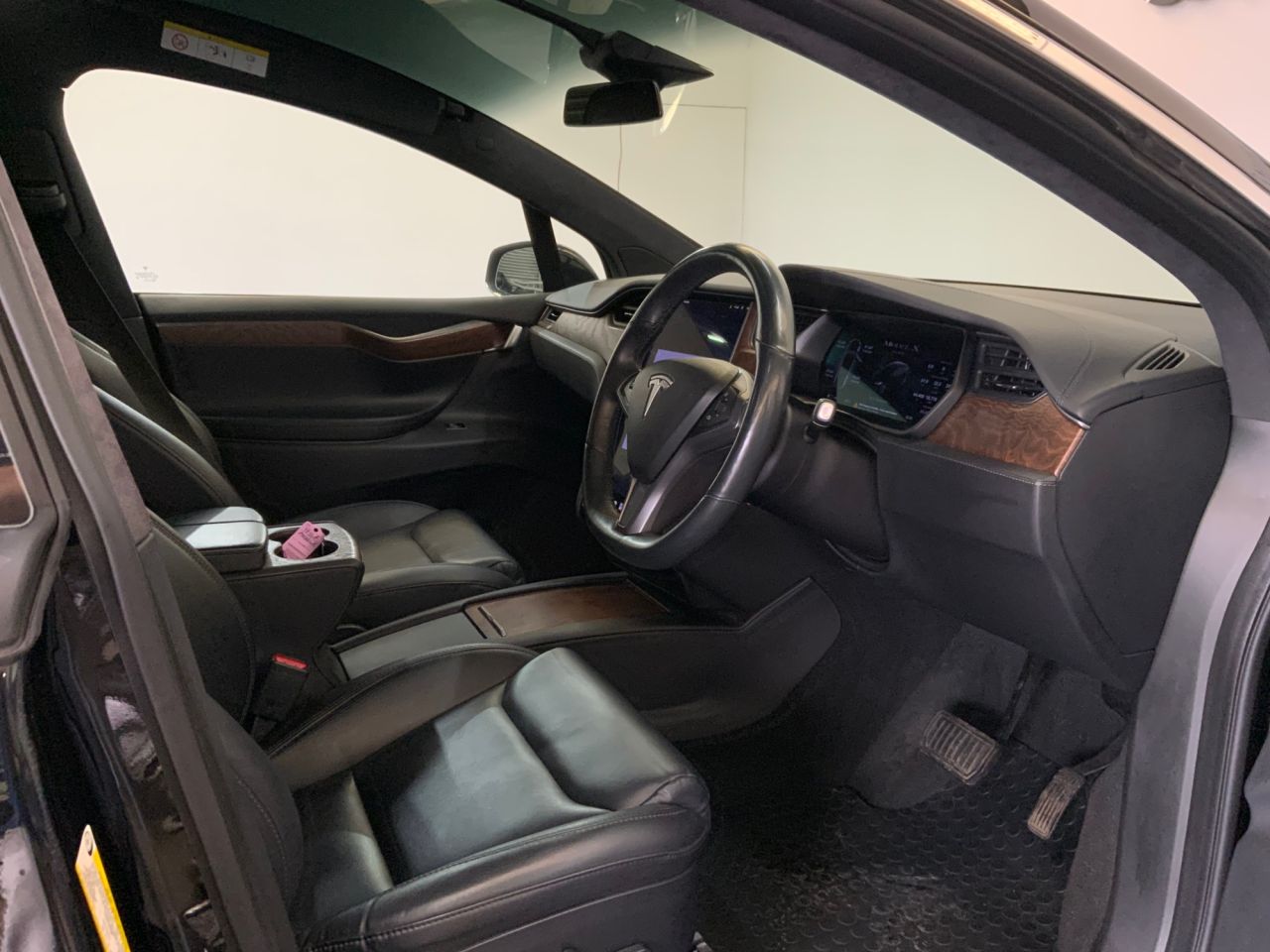 2020 TESLA MODEL X (Dual Motor) Long Range SUV 5dr Electric Auto 4WDE (417 bhp) - vehicle photo 21 for sale on PureCar