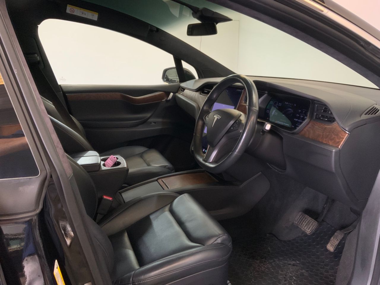 2020 TESLA MODEL X (Dual Motor) Long Range SUV 5dr Electric Auto 4WDE (417 bhp) - vehicle photo 22 for sale on PureCar
