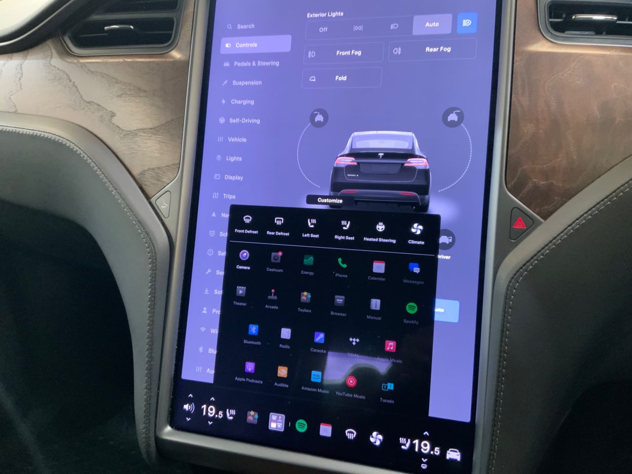 2020 TESLA MODEL X (Dual Motor) Long Range SUV 5dr Electric Auto 4WDE (417 bhp) - vehicle photo 25 for sale on PureCar