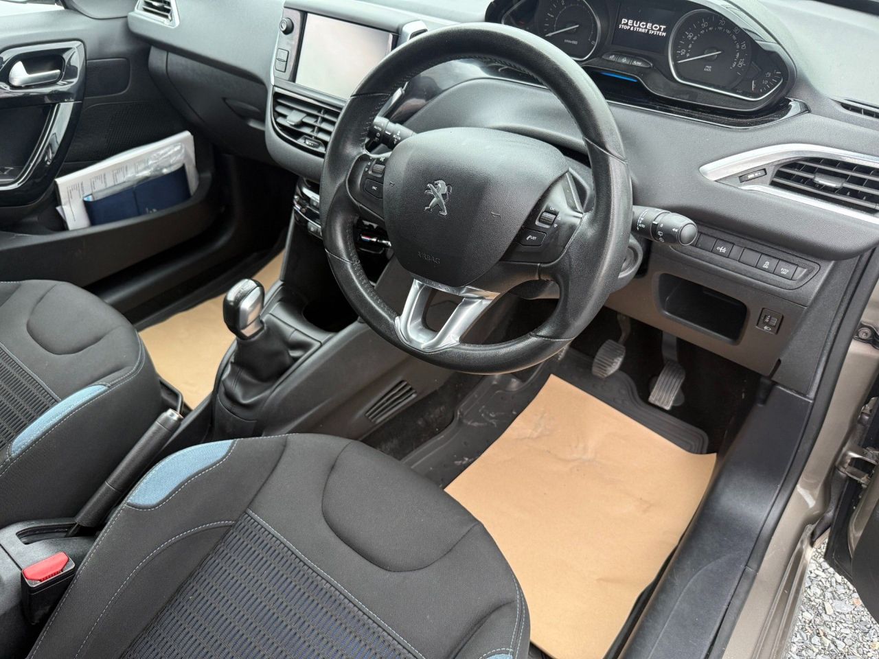 2014 PEUGEOT 1.6 e-HDi Allure Hatchback 5dr Diesel Manual Euro 5 (s/s) (92 ps) - vehicle photo 4 for sale on PureCar